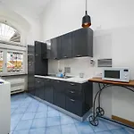 Ficus - De Vivo Realty * 圣安吉洛
