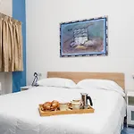 Ficus - De Vivo Realty